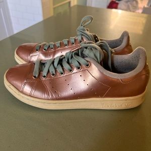 Adidas Stan Smith “Copper Kettle” Brewery Pack. Men’s 6.5, women’s 8. Rare!!